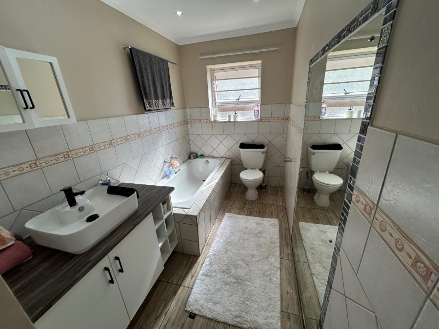 3 Bedroom Property for Sale in Noorsekloof Eastern Cape